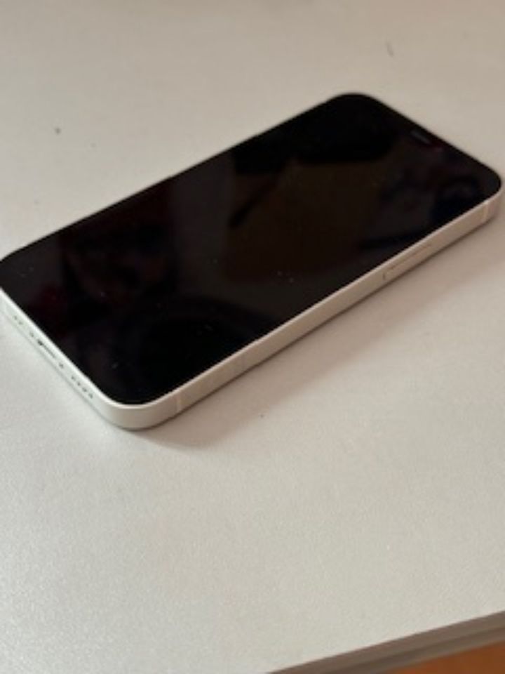 Iphone 12 Mini - 128 GB - weiss - Akku vor einem Jahr neu in Tettnang