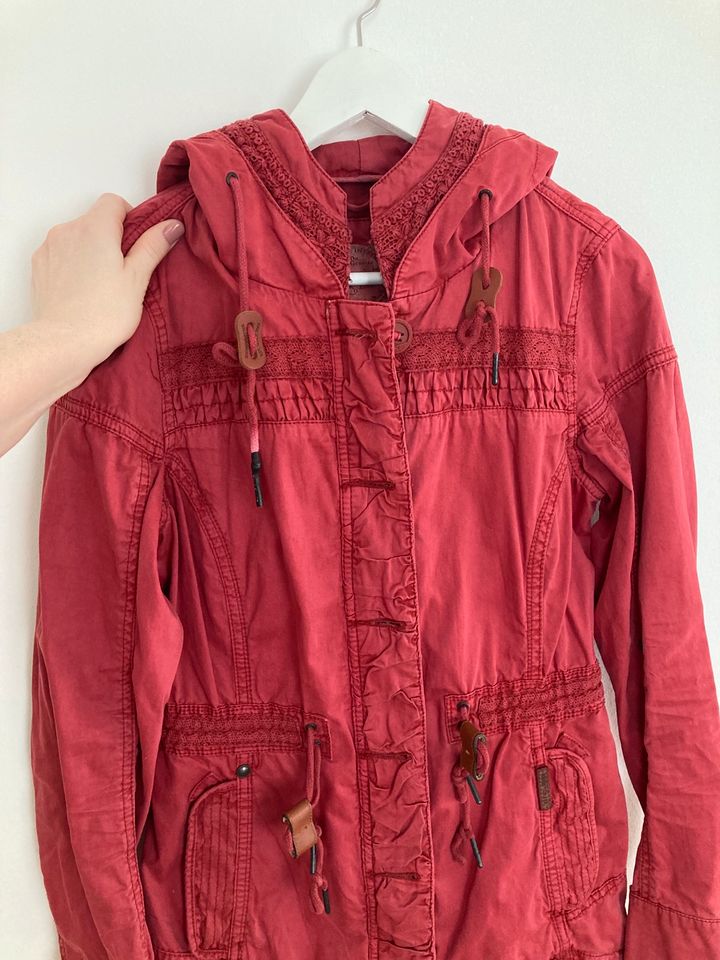 Khujo Jacke Molly Herbst Übergang rot Gr. M in Pankow - Weissensee | eBay  Kleinanzeigen ist jetzt Kleinanzeigen