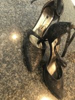 Sehr schöne Damenschuhe Pumps Tamaris Gr. 39 schwarz Nordrhein-Westfalen - Siegen Vorschau