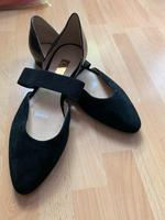 Oberteile Und Schuhe/ 38-40/ nike/ ect Köln - Porz Vorschau