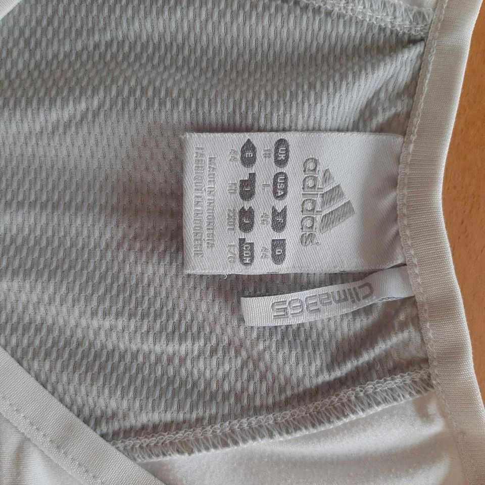 Adidas Shirt Damen weiss Gr. 44 weiss in Dettingen an der Erms