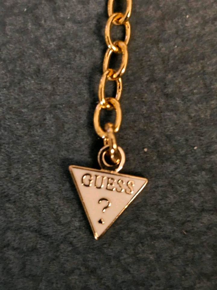 Kette mit Herzanhänger Guess Neu in Berlin