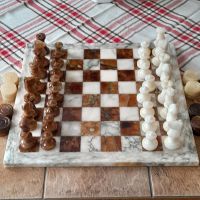 Schachspiel aus Marmor/ Onyx + 24 Mühle Steine Nordrhein-Westfalen - Altena Vorschau