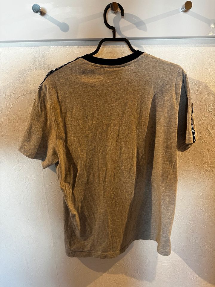 Original Lacoste T-Shirt in Fuldatal