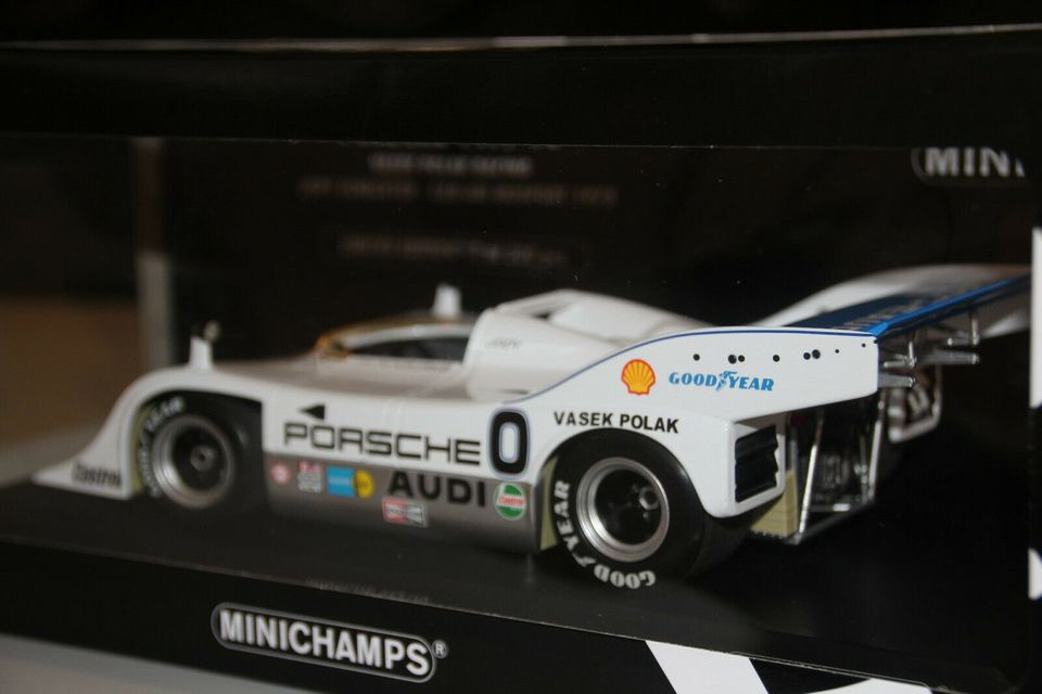 Porsche 917/10 Vasek Polak Racing Jody Scheckter 1:18 Minichamps in Uhingen