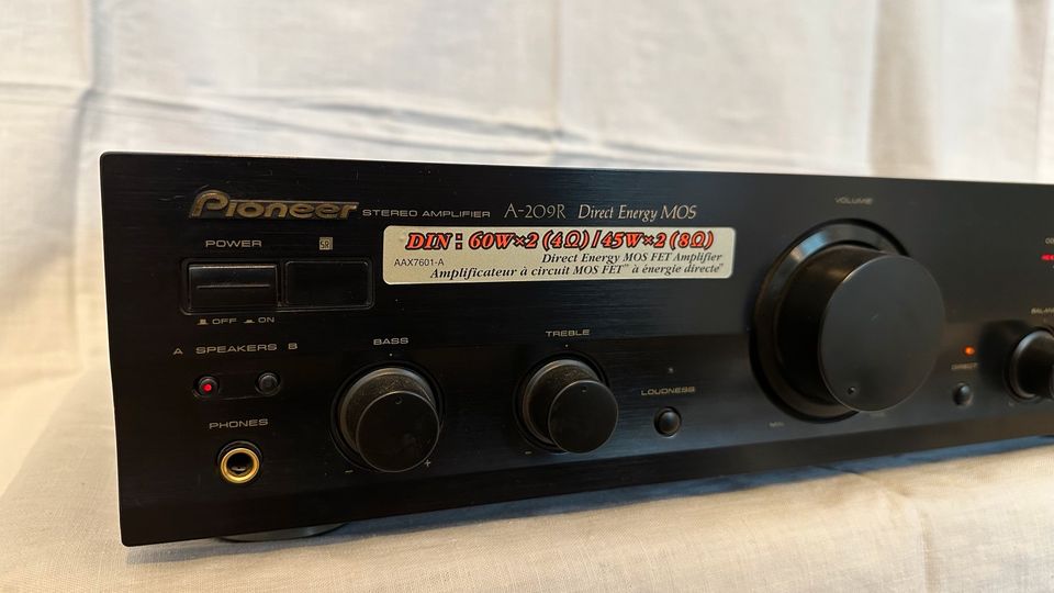 Pioneer A209R Stereo Verstärker/F303RDS Tuner/Radio in Dresden