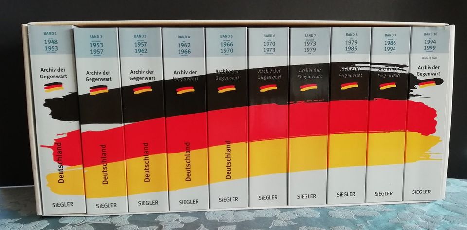 Archiv der Gegenwart Deutschland 1948-1999, 10 Bände in Niederhorbach