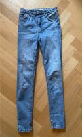 Bershka Denim Jeans Skinny High Rise, Größe 34 (ca. 158/164) Berlin - Charlottenburg Vorschau