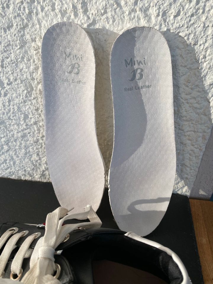 ⭐️ Sneakers Schuhe schwarz, superschön Gr.36 wie neu in Wuppertal