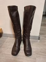Braune Stiefel in Gr. 39 abzugeben Nordrhein-Westfalen - Wesel Vorschau