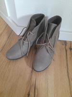 Damen Stiefeletten Gr.37 beige mit Keilabsatz Bayern - Bayreuth Vorschau