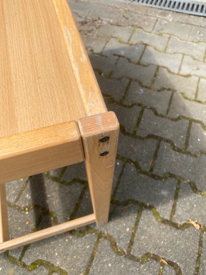 Tisch Kinderzimmer Spieltisch Holz in Wiesbaden