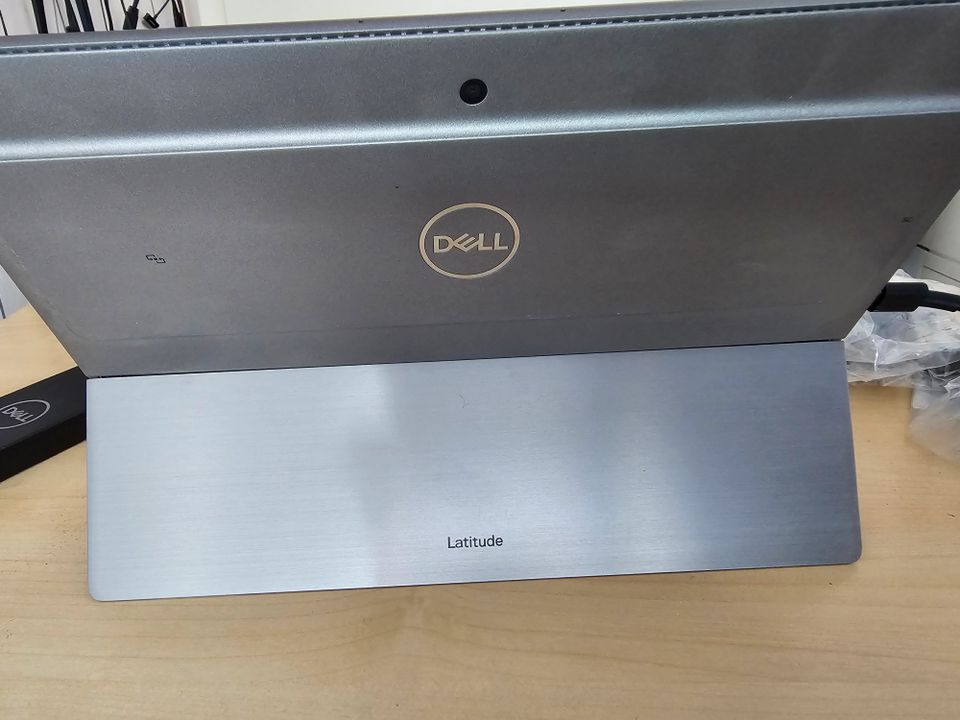 Dell Latitude 7230 Detachable, I7, 16 GB mit Stylus in Krefeld