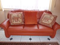 Echtleder Couch Sofa Sitzgarnitur 3-Sitzer 2-Sitzer mit Kissen Rheinland-Pfalz - Bad Breisig  Vorschau