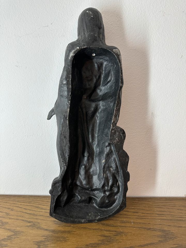 Heilige Barbara Wandrelief Gusseisen Kunstfigur Religion in Hennef (Sieg)