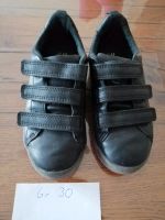 Halbschuhe/Turnschuhe Klett H&M Gr. 30 Nordrhein-Westfalen - Beckum Vorschau