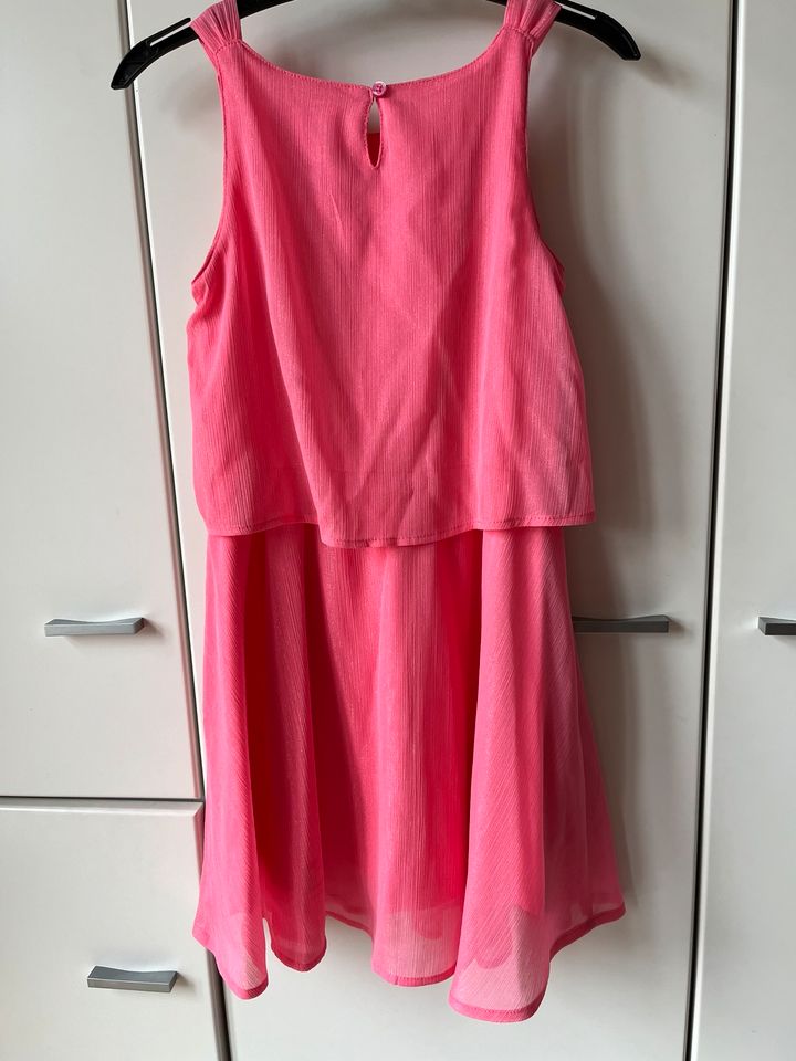 Mädchen Kleid Festlich Sommer Pink Glitzer Gr. 140 C&A in Freiberg am Neckar