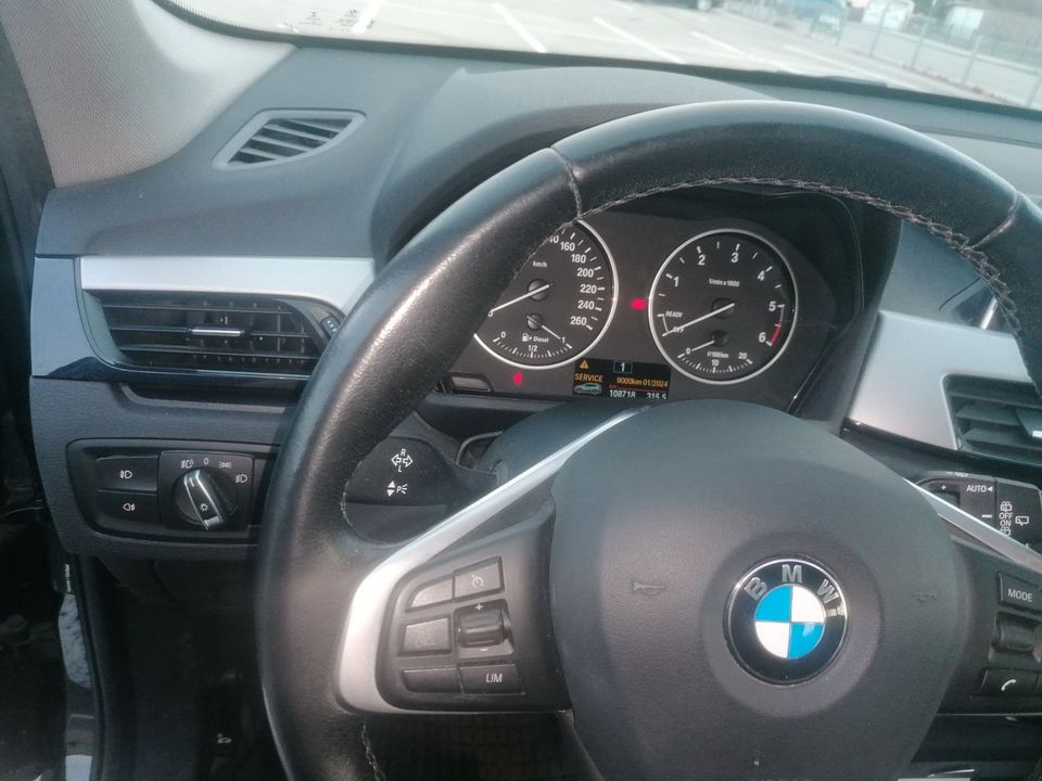 BMW X1 sDrive18d - in Teising