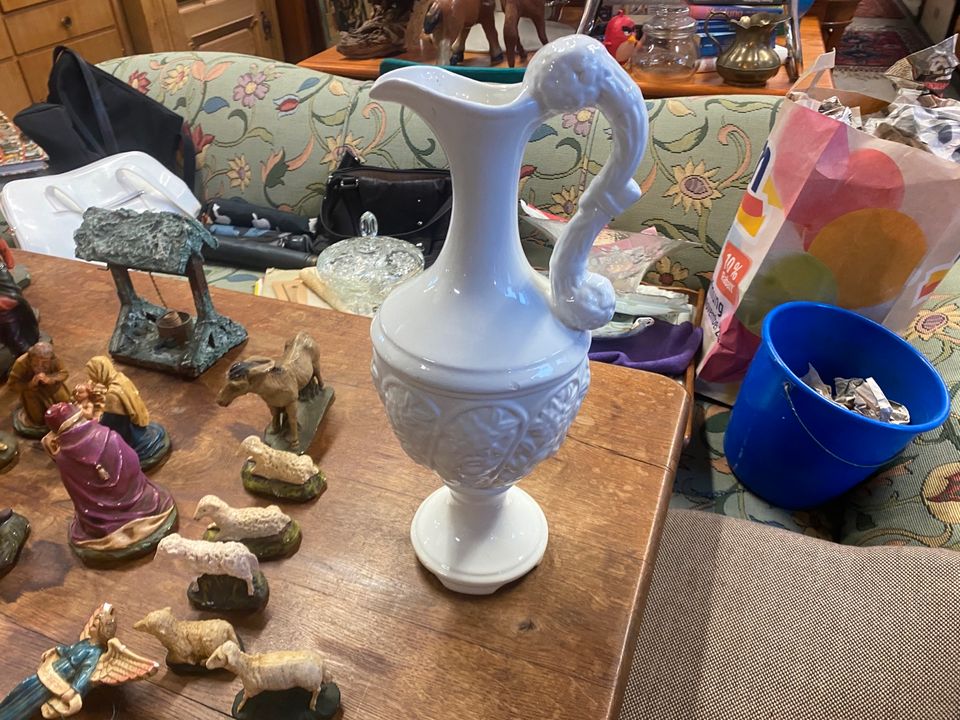 Vase weiß Schwanenhals vintage in Telgte