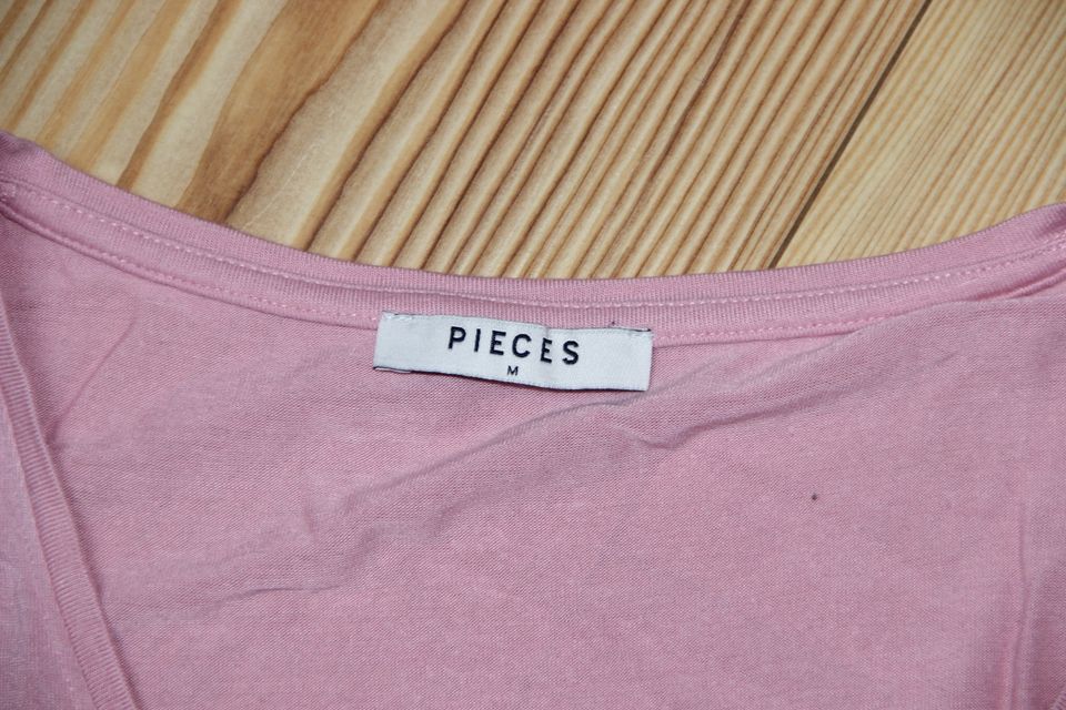 Pieces Shirt T-Shirt rosa Gr. M Basic in Berlin