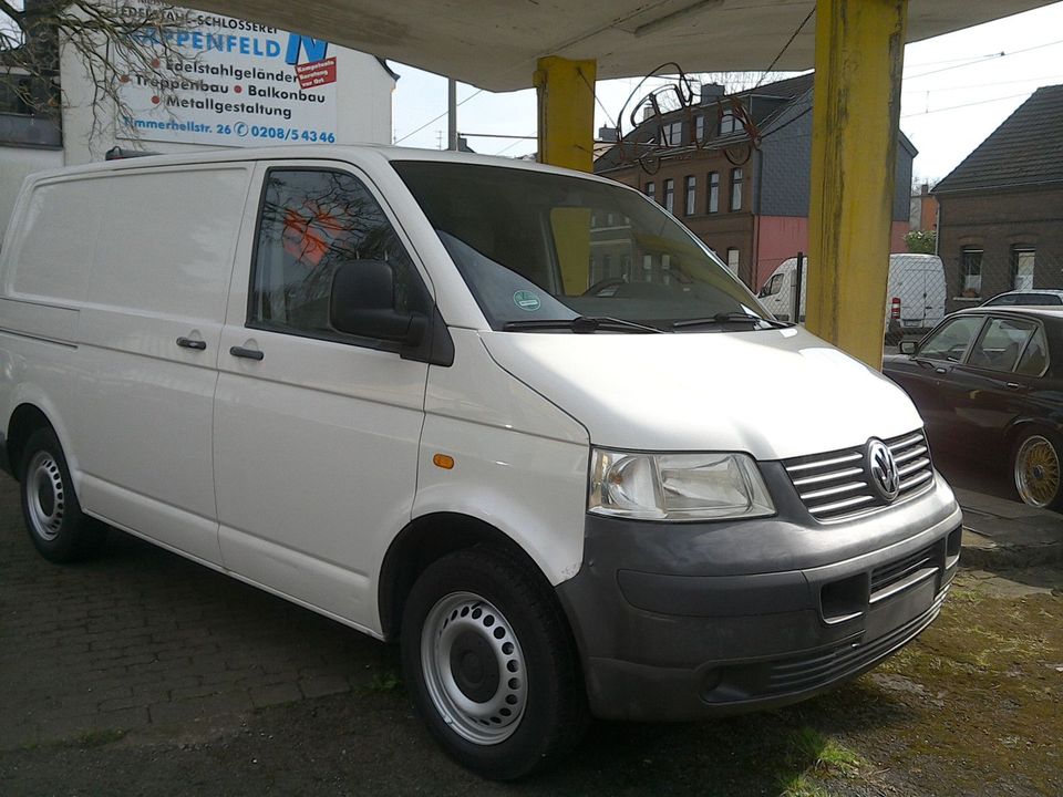 Volkswagen T5 Transporter Kasten-Kombi Kasten in Mülheim (Ruhr)