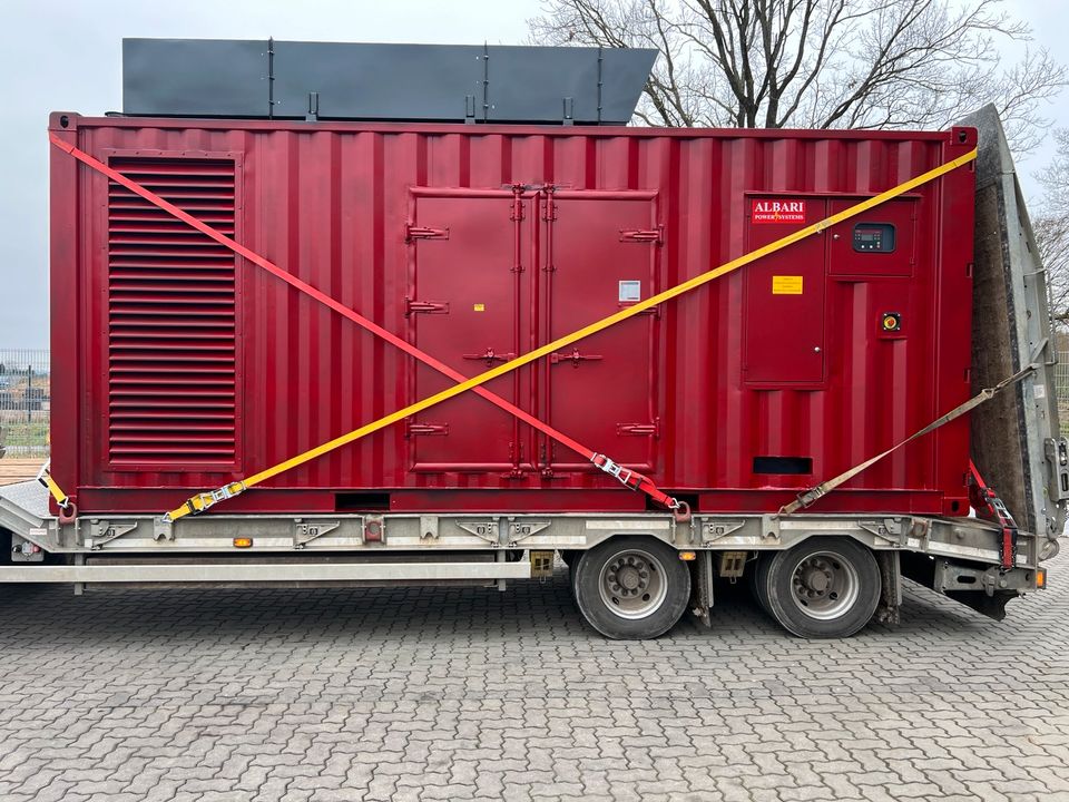 Notstromaggregat 800 kVA Netzersatzanlage 800 kVA Stromerzeuger in Salzhausen