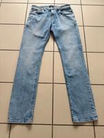 LTB Jeans Holywood Z D W33 L34 hellblau neuwertig Nordrhein-Westfalen - Oerlinghausen Vorschau
