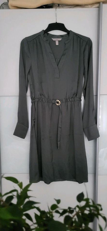 Kleid/ Sommerkleid H&M dunkelgrün S in Wermelskirchen