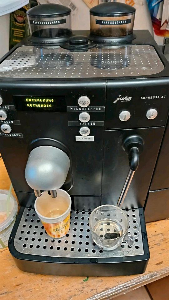 Kaffeevollautomat Jura X7 mit 12 Monate Gewährleistung in Dresden