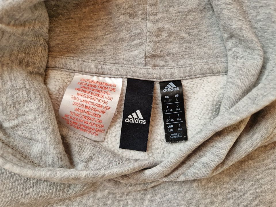 Adidas Hoodie Sweatshirt Pullover Blockstreifen Größe 164 in Grasbrunn