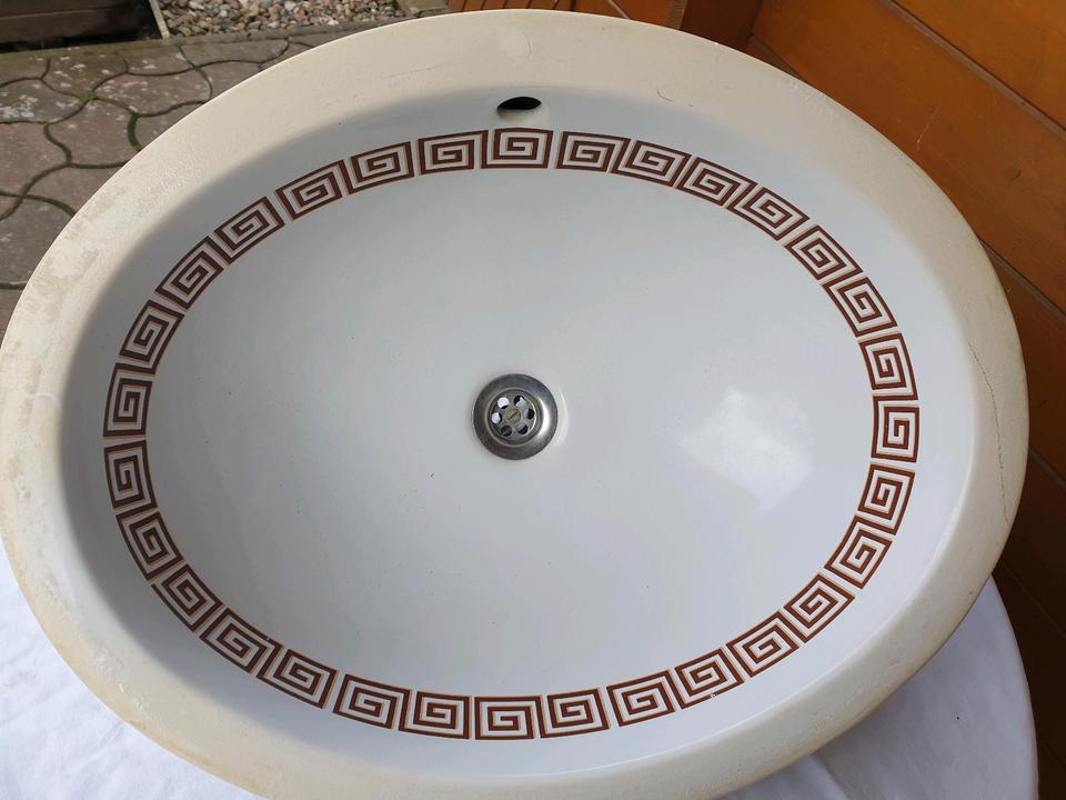 Ovales Design Unterbauwaschbecken Porcelaine De Paris in Anklam