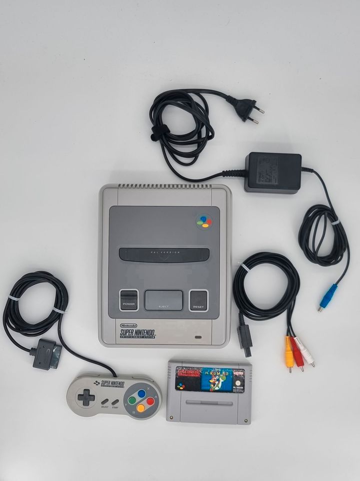 Super Nintendo SNES Konsole + Super Mario World + Controller |TOP in Hannover