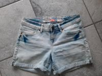 Neuwertige Jeans Short in Gr. S zu verkaufen Nordrhein-Westfalen - Witten Vorschau