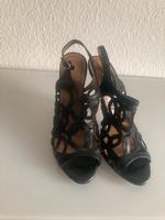 Hugo Boss Stilettos Gr 39 Düsseldorf - Pempelfort Vorschau
