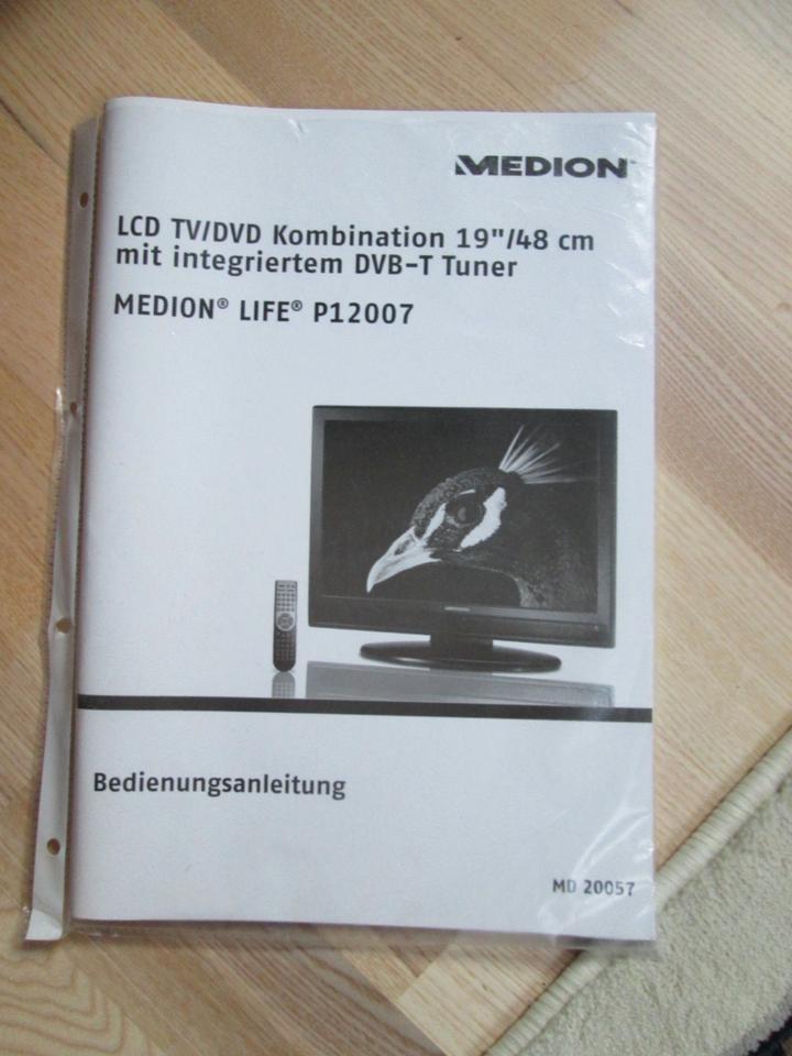 Womo Wowa TV/DVD Kombi 48cm m. digit.Antenne u.SAT-Receiver in Bollingstedt