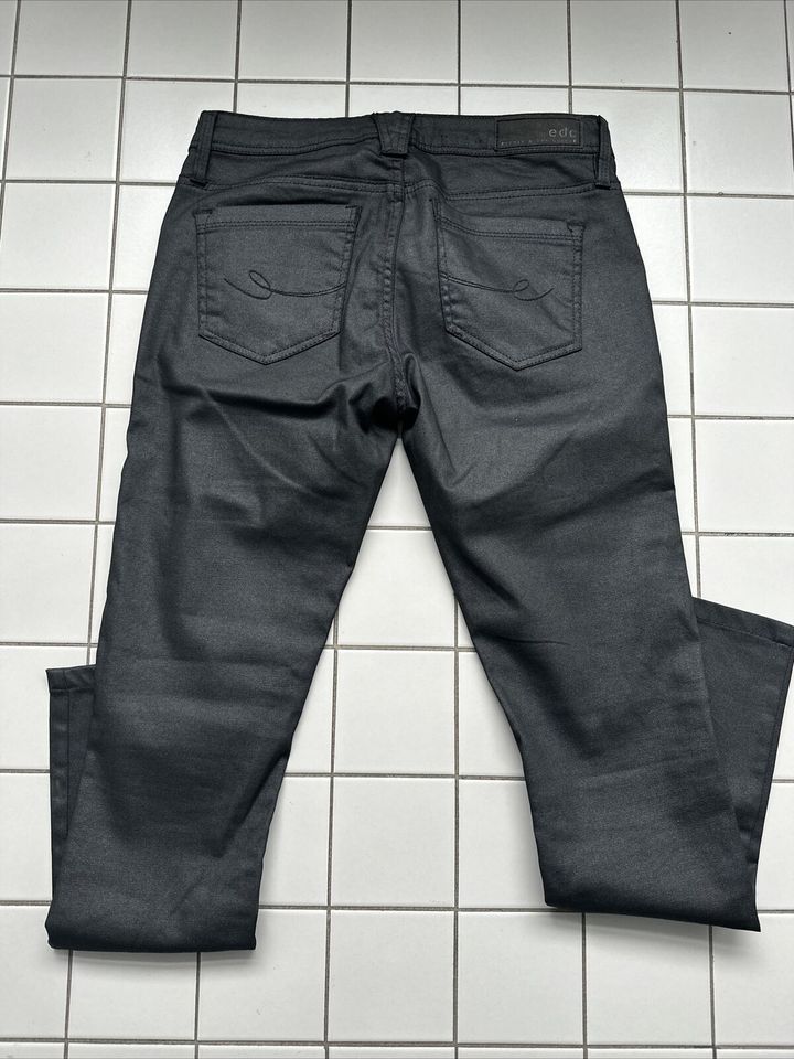 edc Jeans slim Glanzeffekt W27 L32 in Stuttgart