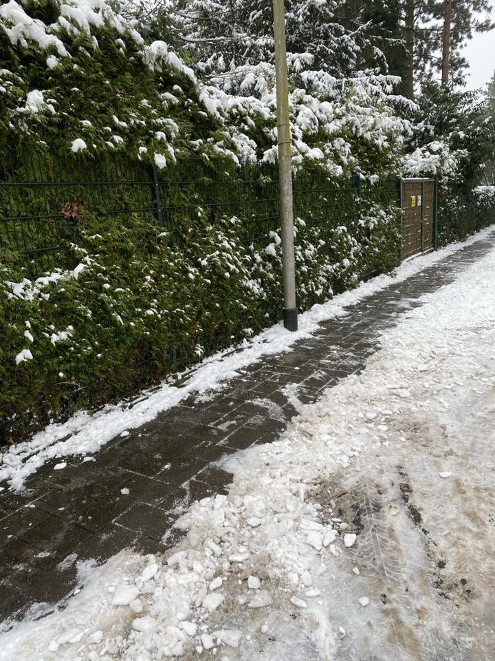 Winterdienst/ Räumungsdienst/ Schneebeseitigung in Haan in Haan