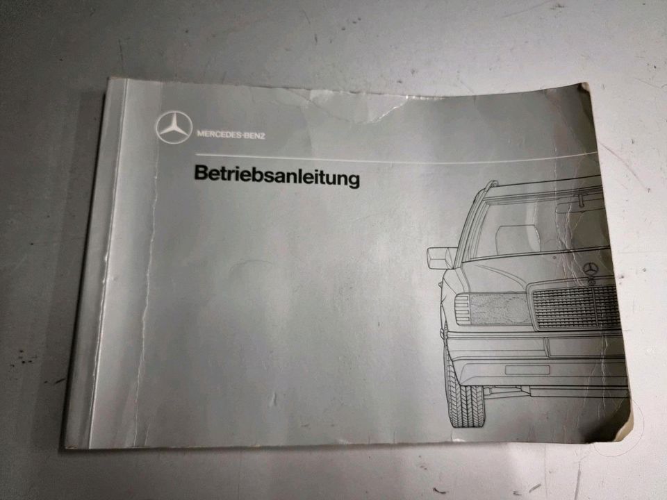 Mercedes w124 T Handbuch Betriebsanleitung A1245845882 T-Modell in Grafschaft