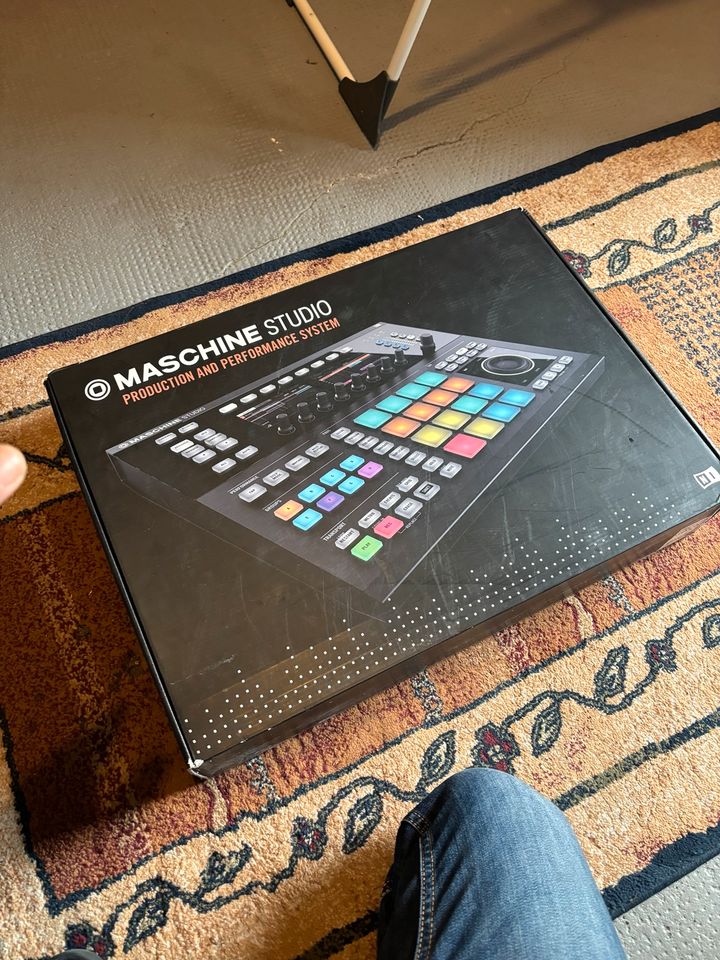 NI Maschine Studio - Native Instruments in Schwaikheim