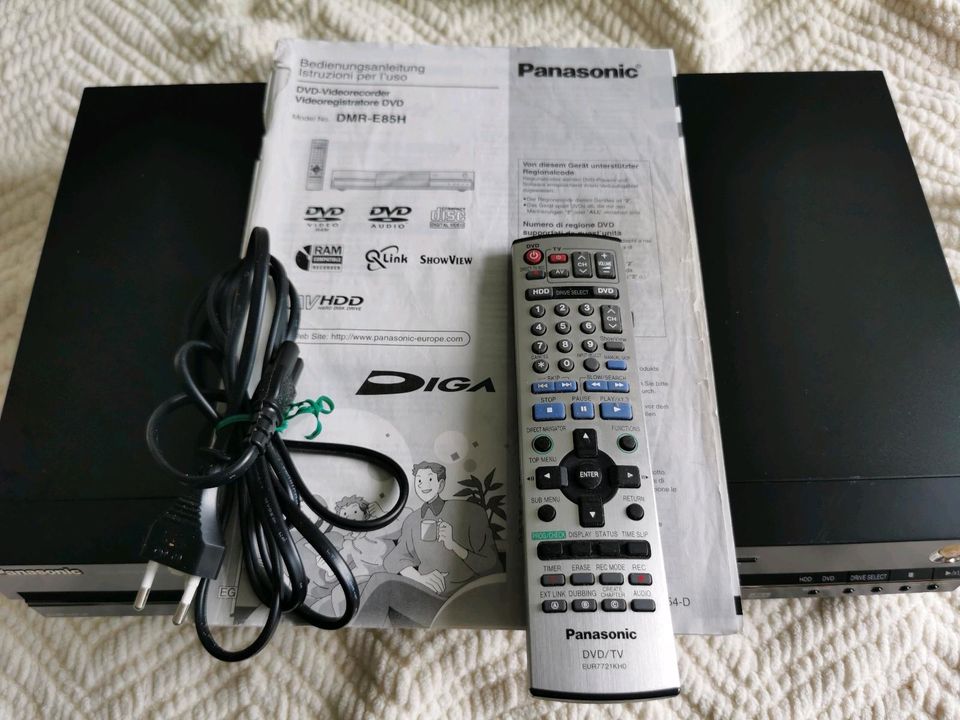 HDD&DVD Recorder PANASONIC DMR-E85H 80GB in Dillingen (Saar)