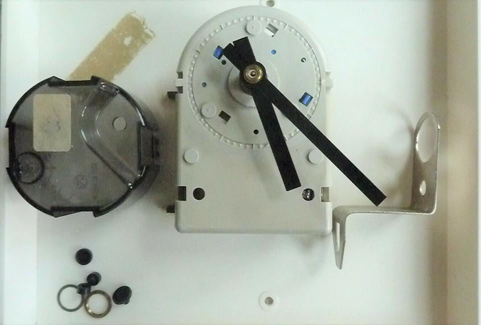 Küchenwanduhr -Weimar electronic- MADE IN GDR 1970-er Jahre in Dresden