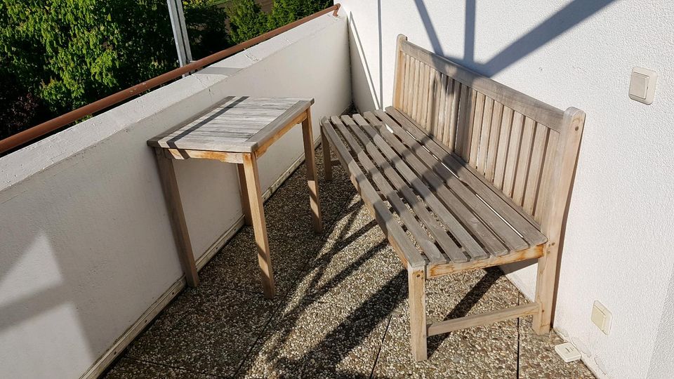 Teakholzmöbel für Garten oder Balkon in Queis