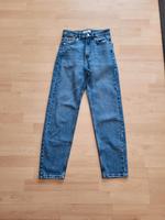 Mädchen/Damen Jeanshose PULL&BEAR High Rise Gr.34 Nordrhein-Westfalen - Unna Vorschau