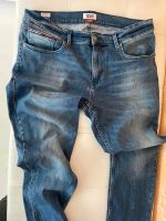Wunderschöne Tommy Hilfiger Jeans.. Xl. W36/32 Hessen - Raunheim Vorschau