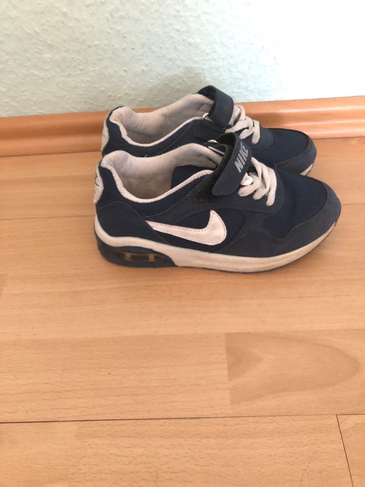 Jungen Schuhe in Viersen