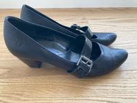 Pumps schwarz, Högl, Gr. 4 1/2, gebraucht Bayern - Neukirchen vorm Wald Vorschau