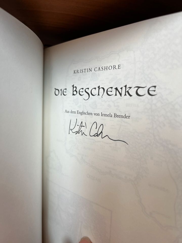 Signiert!! Die Beschenkte, Die Flammende, Kristin Cashore, Bücher in Ludwigsburg