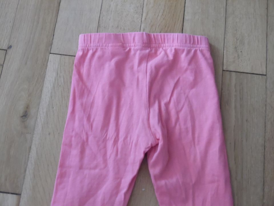 2 schöne Mädchen Leggings GR.104 NeuW. Zustand in Saarbrücken