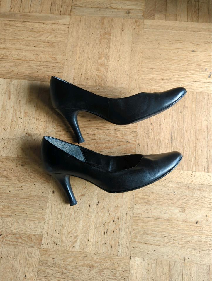 Damen Schuhe schwarz Größe 37 in Norderstedt
