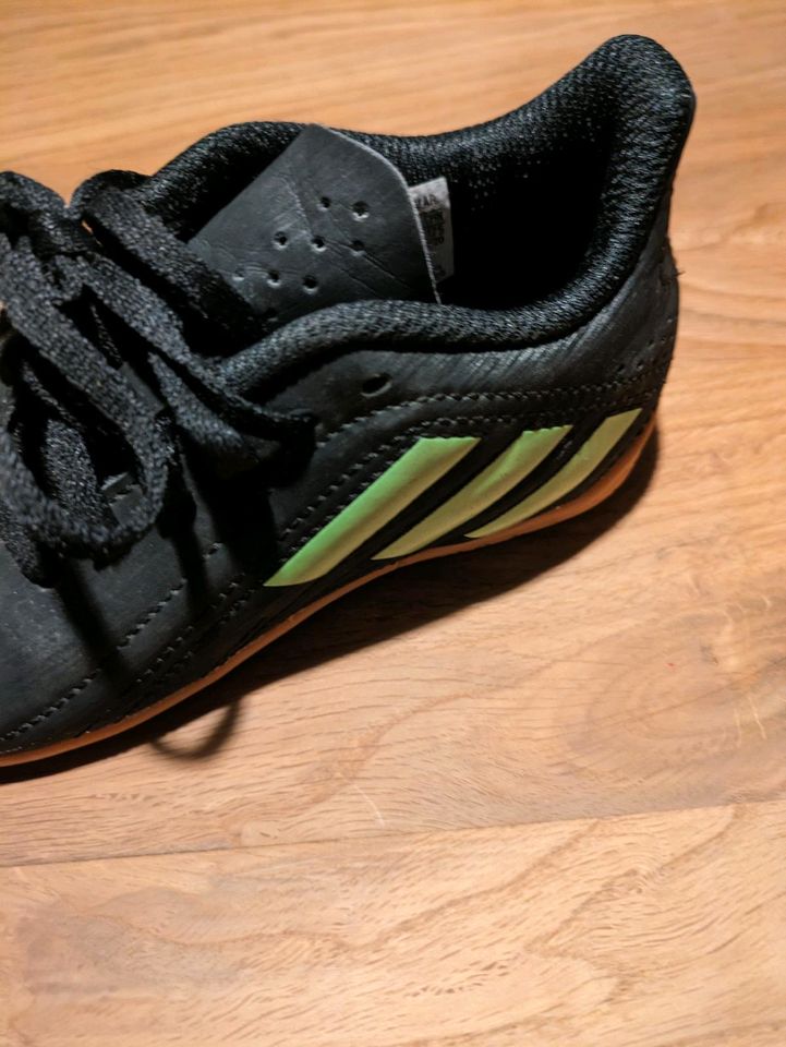 Adidas Deportivo Hallenschuhe. Fußballschuhe. Gr.29 in Wolfenbüttel